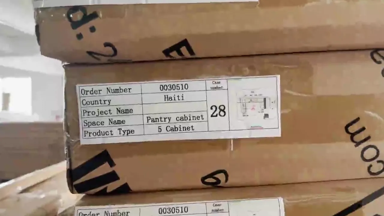 Crate label showing order number, country, project name, space name, product type and case number