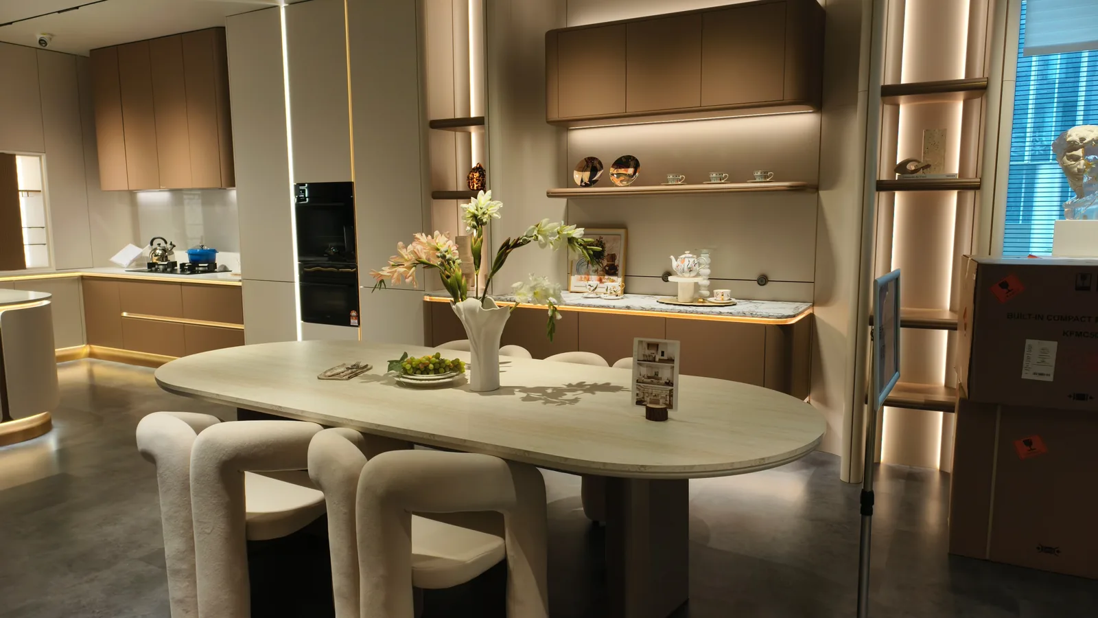 Dining area with dark cabinetry and a round table